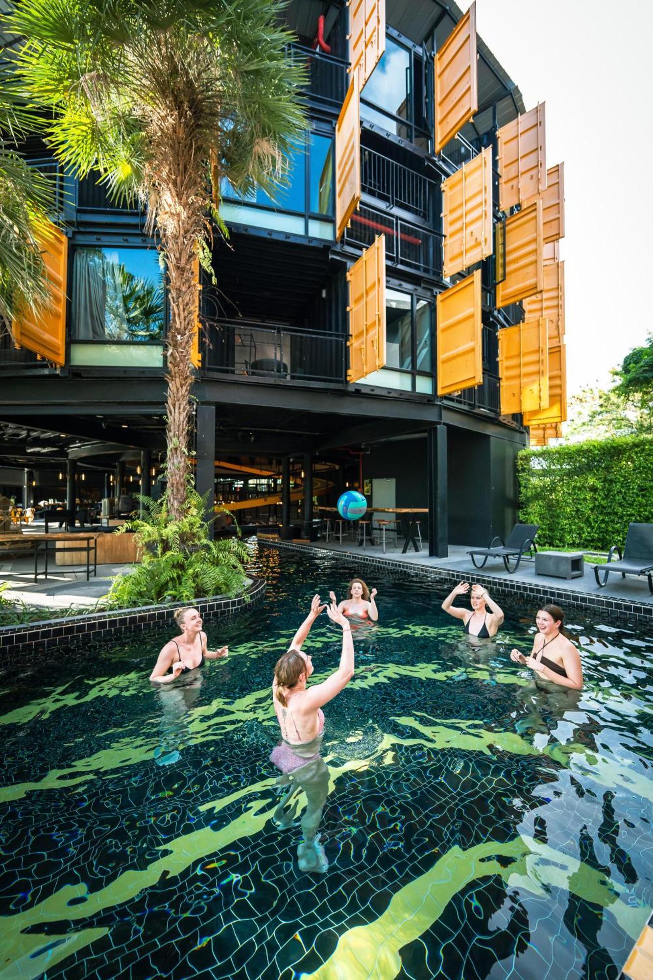 Hivetel 3* Чалонг